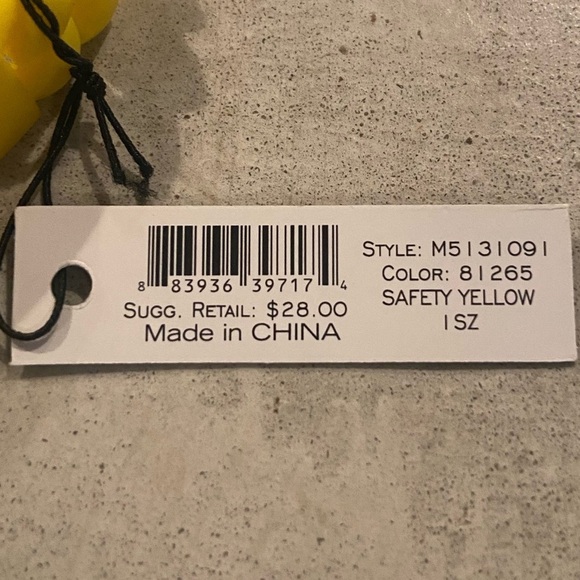 Marc by Marc Jacob’s safety yellow silicone bracelet - Picture 2 of 3